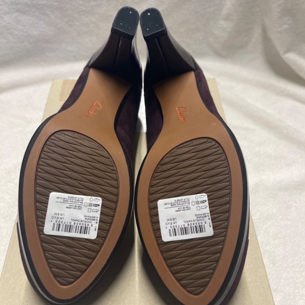 Clarks - Picture 6 of 8